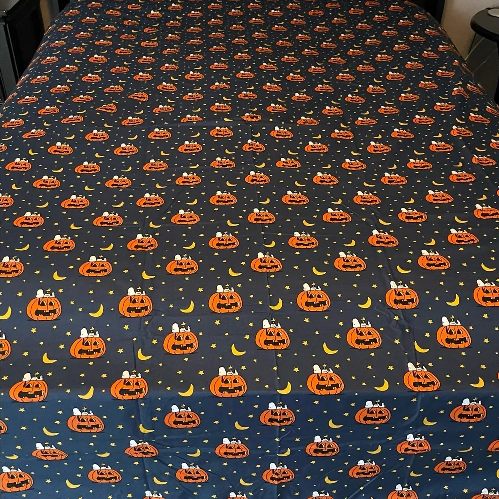 Snoopy - Peanuts - Top Sheet - Halloween - Size: 80 X 96